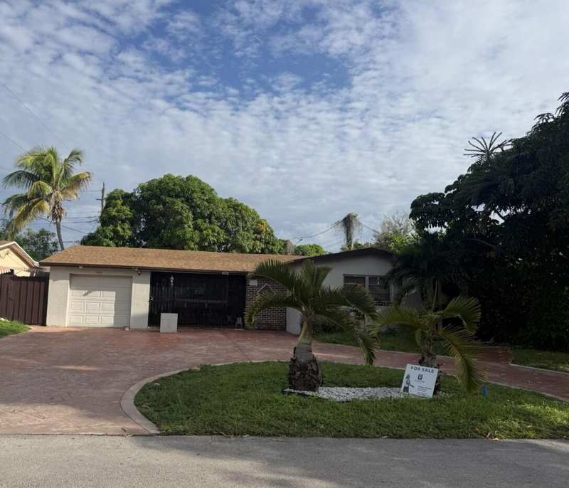 3 bedroom Single Family Residence at 7501 Dilido Boulevard, Miramar Park Third Add, Miramar — photo 1