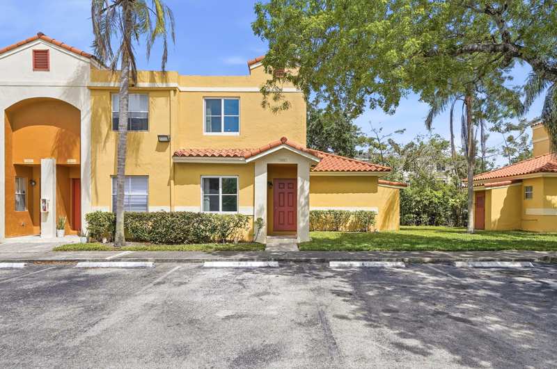 3 bedroom Townhouse at 3832 NW 90th Avenue #3832, Sorrento Lakes At Sunrise Point, Sunrise — photo 1