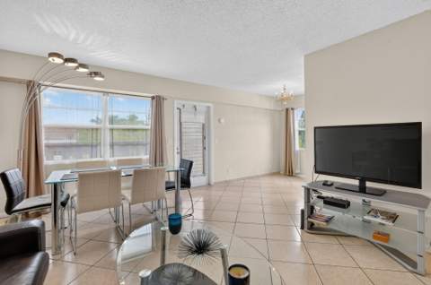 281 Fanshaw G, Boca Raton FL - photo 8 of 43
