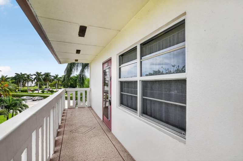 2 bedroom Condominium at 281 Fanshaw G, Fanshaw At Century Village Condo, Boca Raton — photo 3