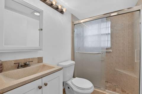281 Fanshaw G, Boca Raton FL - photo 16 of 43
