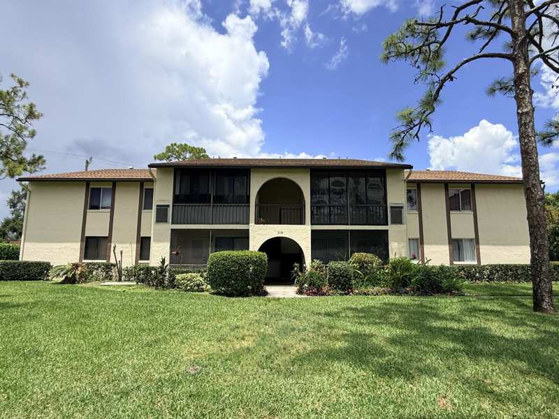 2 bedroom Condominium at 318 Knotty Pine Circle #D-2, Pine Ridge South III Condo, Greenacres — photo 1