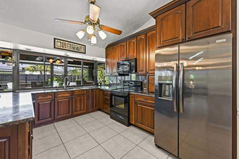 2031 SW Jaguar Avenue, Port St. Lucie FL - photo 7 of 46