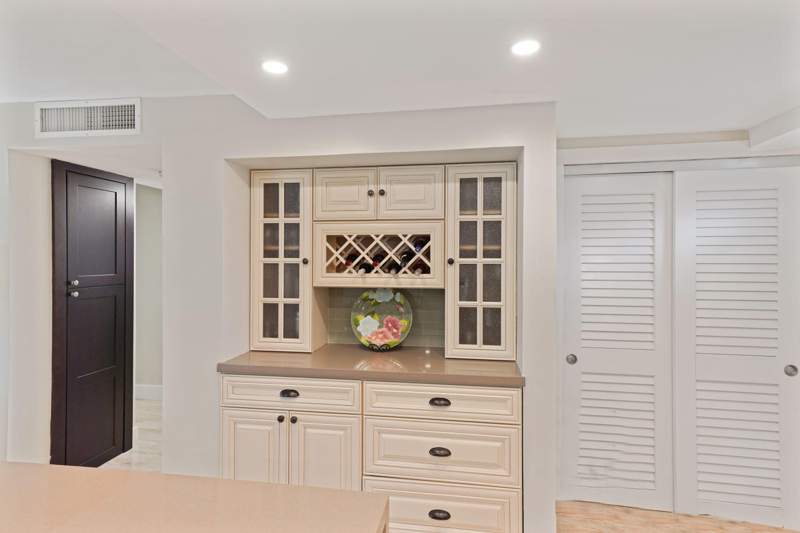 2 bedroom Condominium at 321 SE 3rd Street #308, Meadowbrook Lakes View Condo, Dania Beach — photo 4