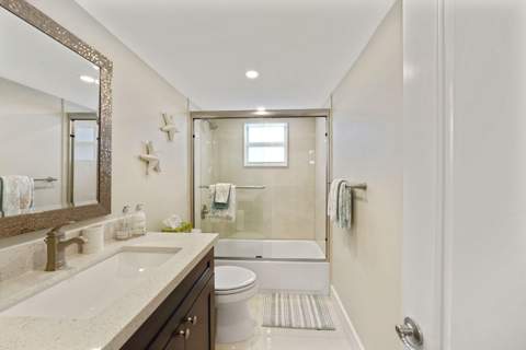 321 SE 3rd Street #308, Dania Beach FL - photo 23 of 26
