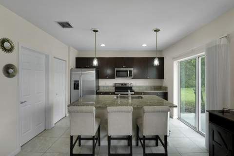 2280 NW Treviso Circle, Port St. Lucie FL - photo 10 of 38