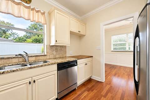 1707 S 8th Street, Fort Pierce FL - photo 9 of 51