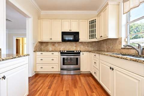 1707 S 8th Street, Fort Pierce FL - photo 8 of 51