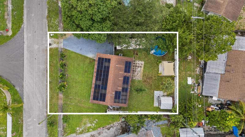3 bedroom Single Family Residence at 3767 SW 16th Court, Fairfax Brolliar Add, Fort Lauderdale — photo 3