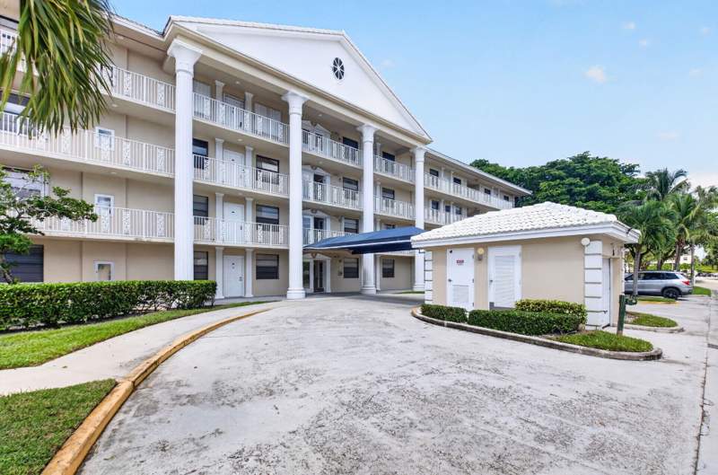 2 bedroom Condominium at 3507 Village Boulevard #105, Whitehall Village, West Palm Beach — photo 2
