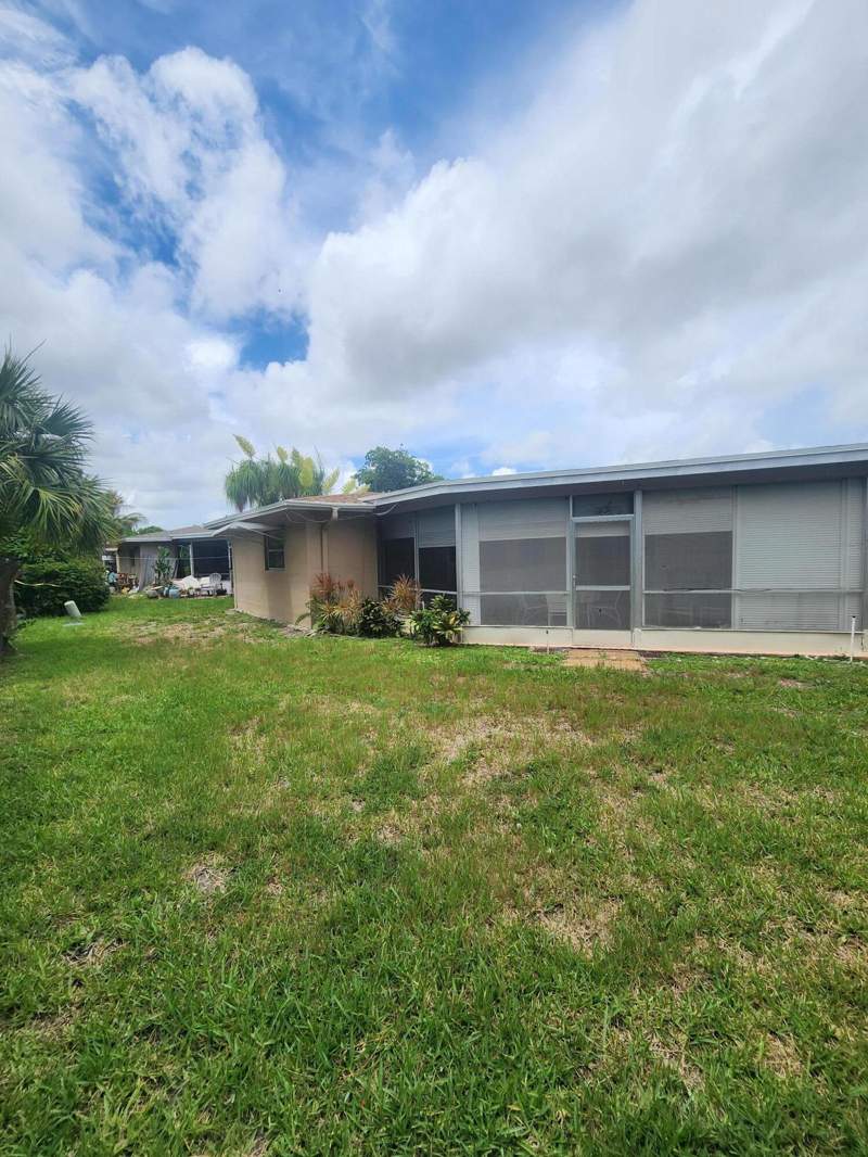 2 bedroom Single Family Residence at 4821 NW 13th Avenue, Crystal Lake 4th Sec, Deerfield Beach — photo 5