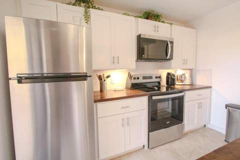 606 6th Way, West Palm Beach FL - photo 9 of 35