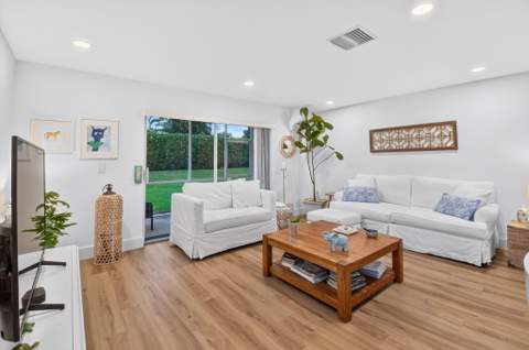 9854 Kamena Circle, Boynton Beach FL - photo 7 of 51