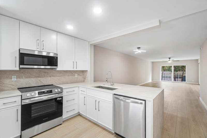 2 bedroom Condominium at 2905 SW 22nd Avenue #2020, Sabal Pine East, Delray Beach — photo 1