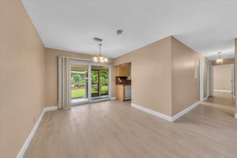 2080 SW 38th Avenue, Fort Lauderdale FL - photo 8 of 46