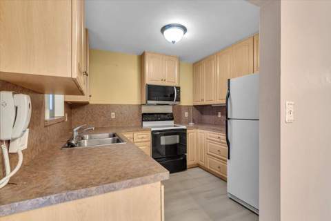2080 SW 38th Avenue, Fort Lauderdale FL - photo 12 of 46