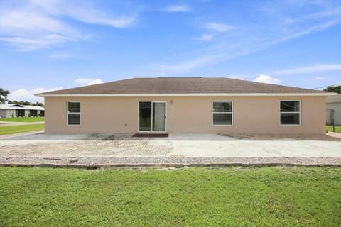 602 SW Kenyoun Street, Port St. Lucie FL - photo 10 of 33