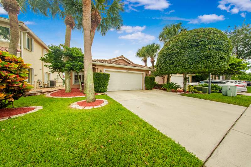 3 bedroom Single Family Residence at 6481 Willoughby Circle, Willoughby Farms, Lake Worth — photo 4