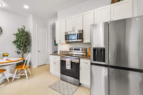 9110 Bay Harbour Circle, West Palm Beach FL - photo 17 of 43