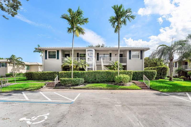3 bedroom Condominium at 12 Stratford Drive #A, Stratford At Hunters Run Condo, Boynton Beach — photo 2