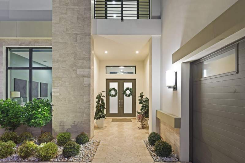 5 bedroom Single Family Residence at 9275 Biaggio Road, Hyder Agr Pud South Plat Three, Boca Raton — photo 4