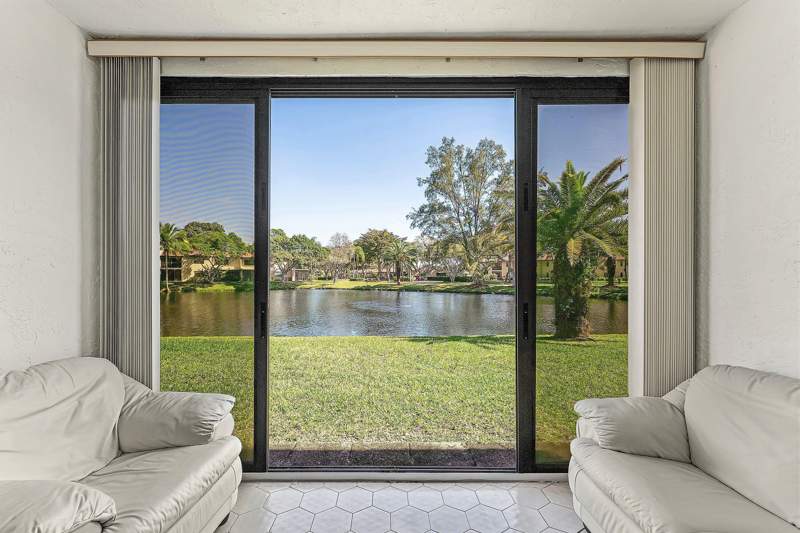 2 bedroom Condominium at 9283 Vista Del Lago #G, Pines Of Boca Lago Condo, Boca Raton — photo 2