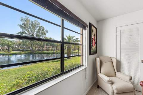 9283 Vista Del Lago #G, Boca Raton FL - photo 22 of 31