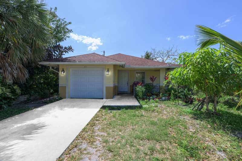 3 bedroom Single Family Residence at 631 S A Street #631, Royal Palm Park, Lake Worth Beach — photo 1
