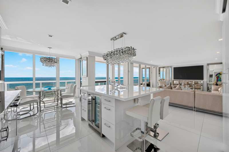 2 bedroom Condominium at 2800 S Ocean Boulevard #8-H, Whitehall South d/b/a Ocean Towers, Boca Raton — photo 1