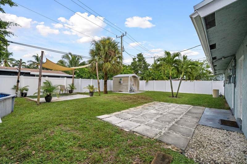 3 bedroom Single Family Residence at 3767 SW 16th Court, Fairfax Brolliar Add, Fort Lauderdale — photo 5