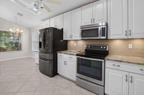 7423 Brunswick Circle, Boynton Beach FL - photo 13 of 45
