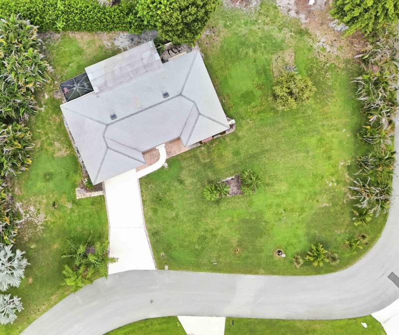 2 bedroom Single Family Residence at 9471 SE Little Club Way, Iroquois Park, Tequesta — photo 3