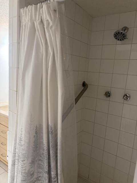 2400 NE 33rd Avenue #202, Fort Lauderdale FL - photo 8 of 12