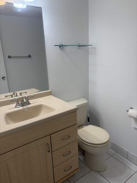 2400 NE 33rd Avenue #202, Fort Lauderdale FL - photo 9 of 12