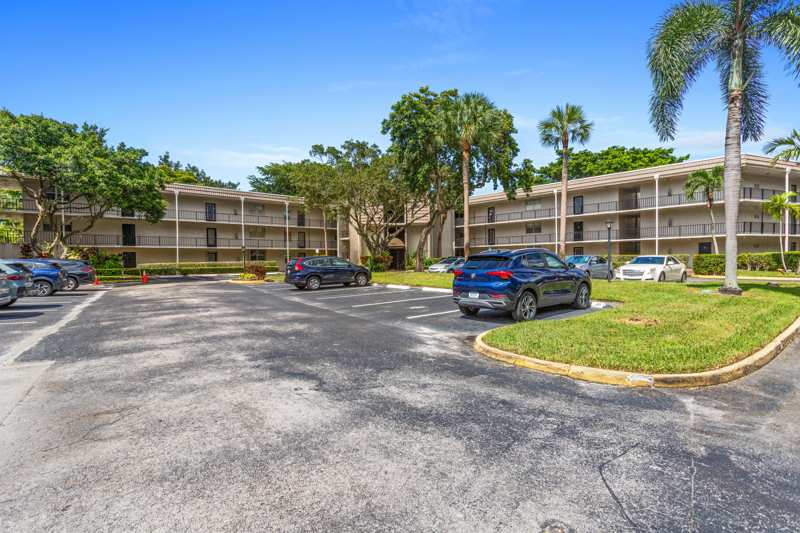 1 bedroom Condominium at 9401 Lime Bay Boulevard #214, Lime Bay Condominium 8, Tamarac — photo 1