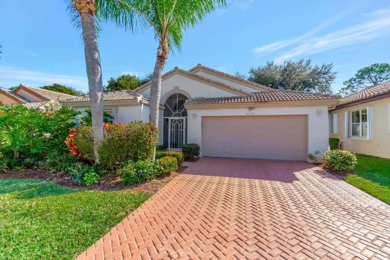 3 bedroom Single Family Residence at 5670 Swaying Palm Lane, Majestic Isles, Boynton Beach — photo 1