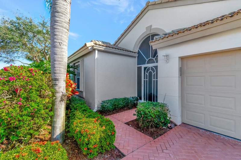 3 bedroom Single Family Residence at 5670 Swaying Palm Lane, Majestic Isles, Boynton Beach — photo 2