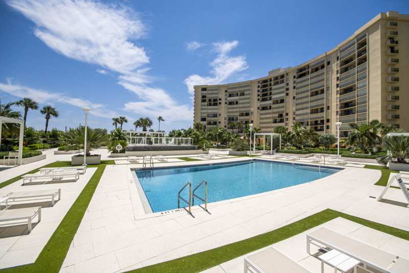 2 bedroom Condominium at 200 Ocean Trail Way #209, Ocean Trail, Jupiter — photo 1