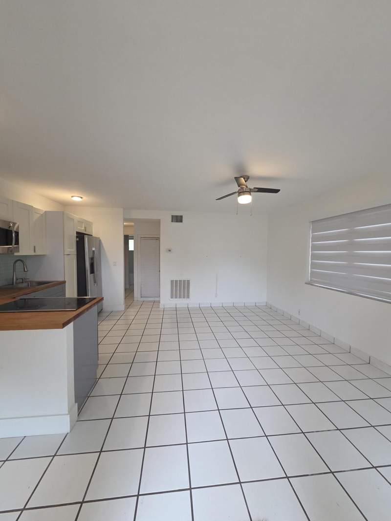 1 bedroom Condominium at 2716 NE 30th Place #105C, Sutton Place Condo, Fort Lauderdale — photo 5