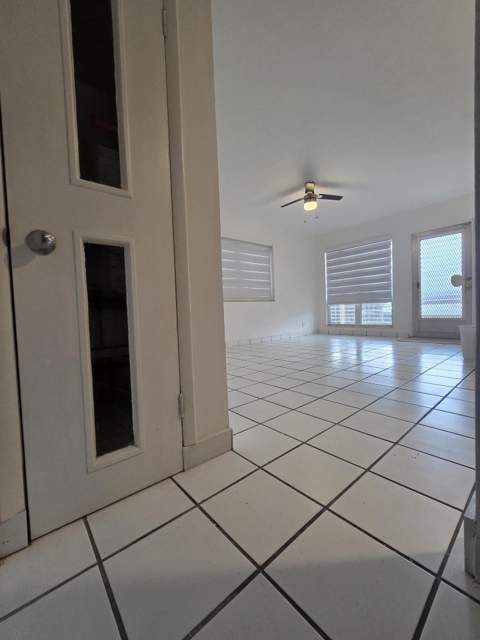 2716 NE 30th Place #105C, Fort Lauderdale FL - photo 8 of 20