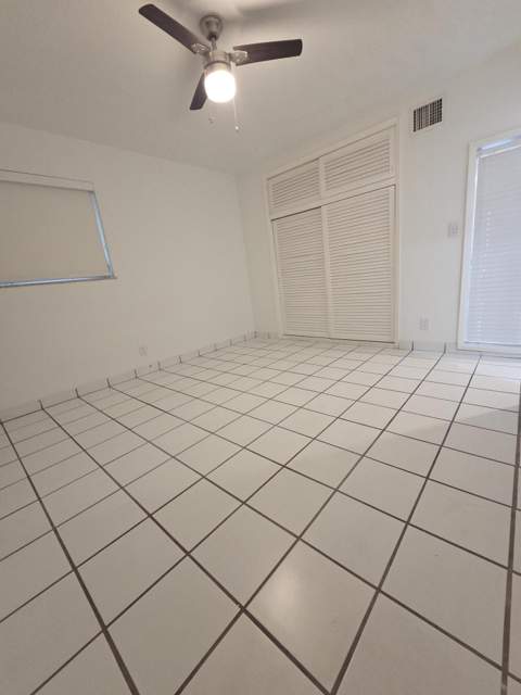 2716 NE 30th Place #105C, Fort Lauderdale FL - photo 11 of 20