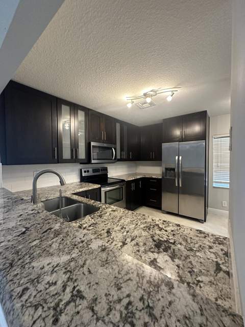 1238 NW 51st Way #1238, Deerfield Beach FL - photo 6 of 26