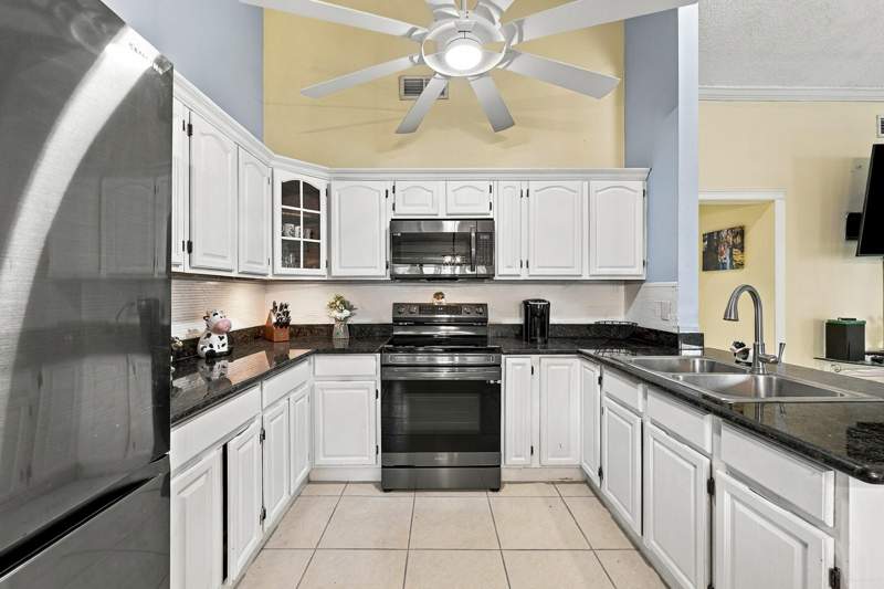 3 bedroom Single Family Residence at 1731 SW 85th Avenue, University Park Parcels 4 5 & 6, Miramar — photo 5