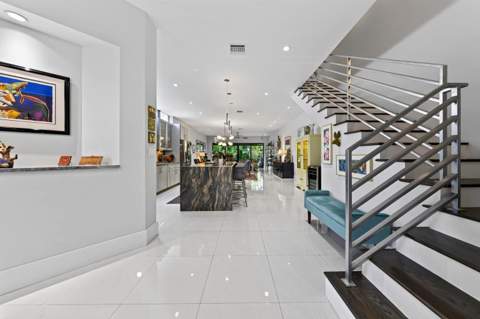 930 NE 16th Avenue, Fort Lauderdale FL - photo 16 of 46