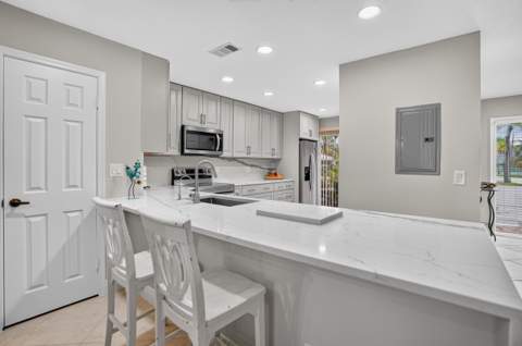 400 Canal Point #130, Delray Beach FL - photo 13 of 72