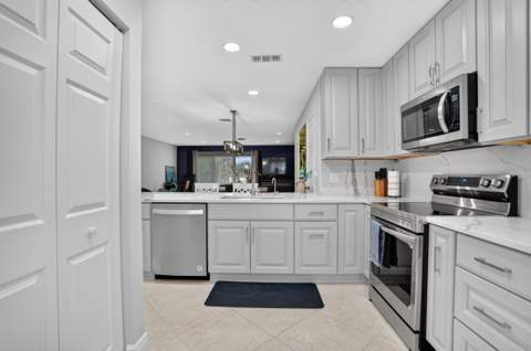 400 Canal Point #130, Delray Beach FL - photo 16 of 72