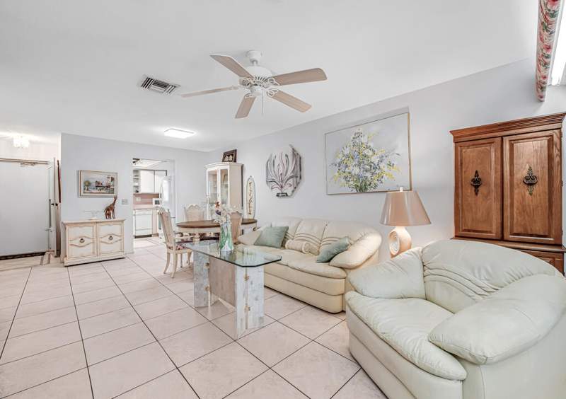 2 bedroom Condominium at 2857 W Ashley Drive #A, Cresthaven Villas 7 Condo, West Palm Beach — photo 4