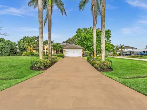 1918 SW Bellevue Avenue, Port St. Lucie FL - photo 6 of 77