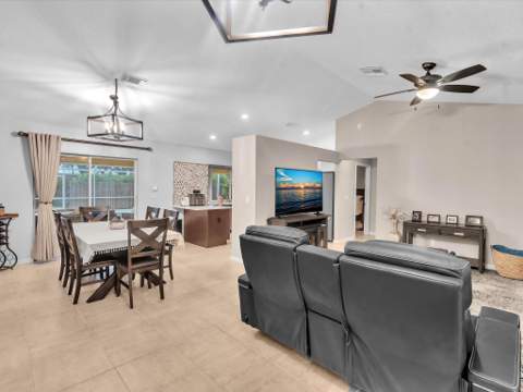 1918 SW Bellevue Avenue, Port St. Lucie FL - photo 11 of 77