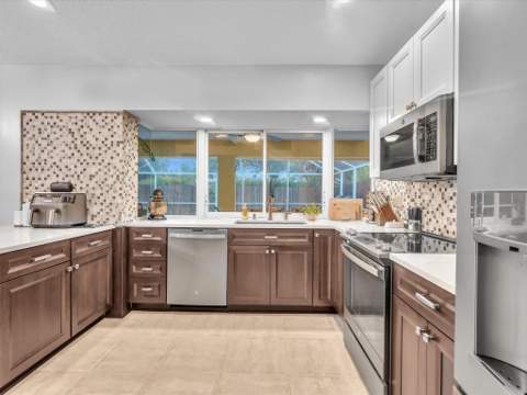 1918 SW Bellevue Avenue, Port St. Lucie FL - photo 22 of 77